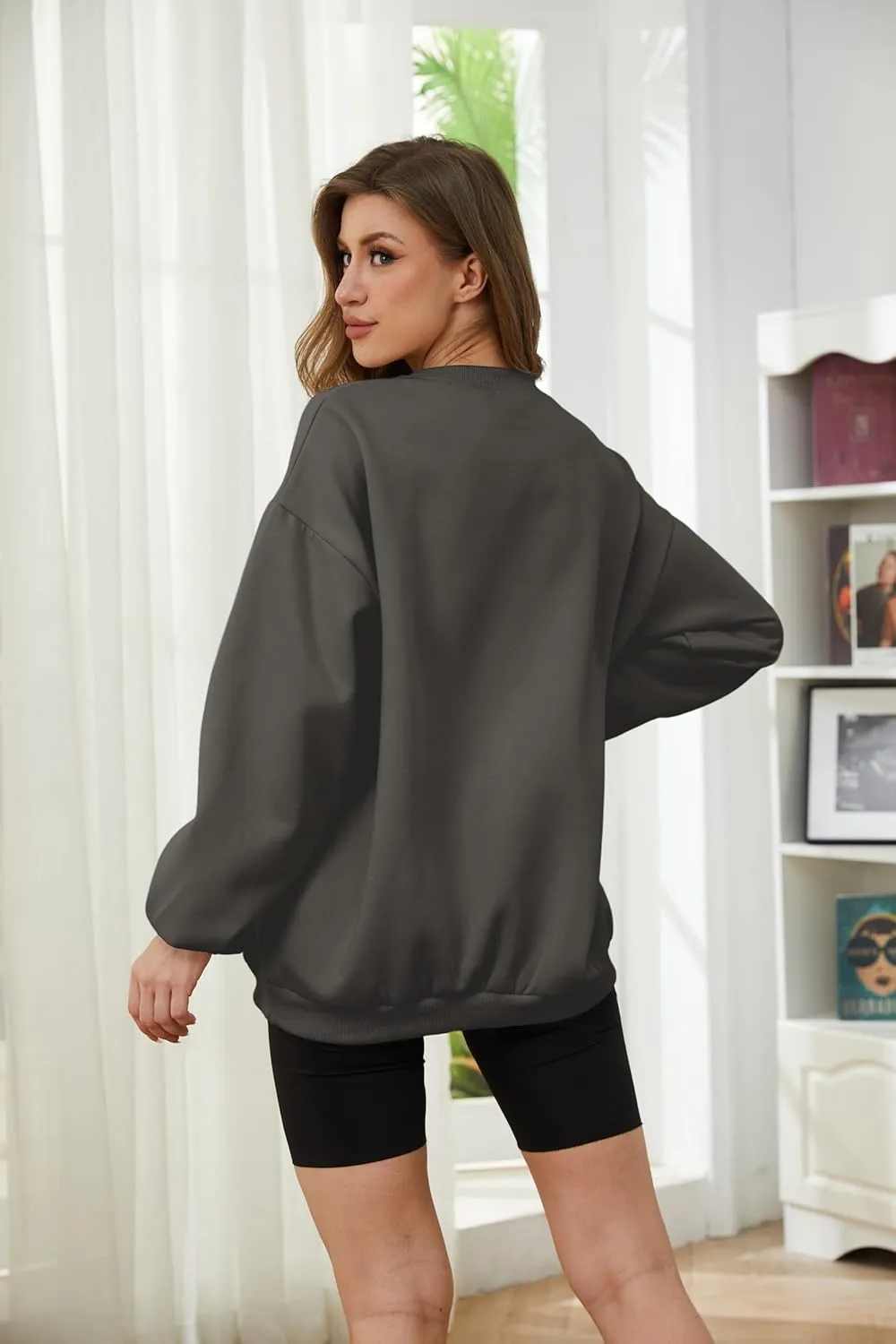 Meladyan Halloween Skull Graphic Print Fleece Oversized Sweatshirt Crewneck Long Sleeve Drop Shoulder Pullover