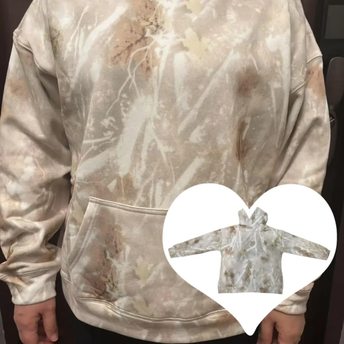 Women Camo Hoodies Maple Leaf Oversized Fleece Hooded Sweatshirt Loose Long Sleeve Pullover Top with Pocket Couple