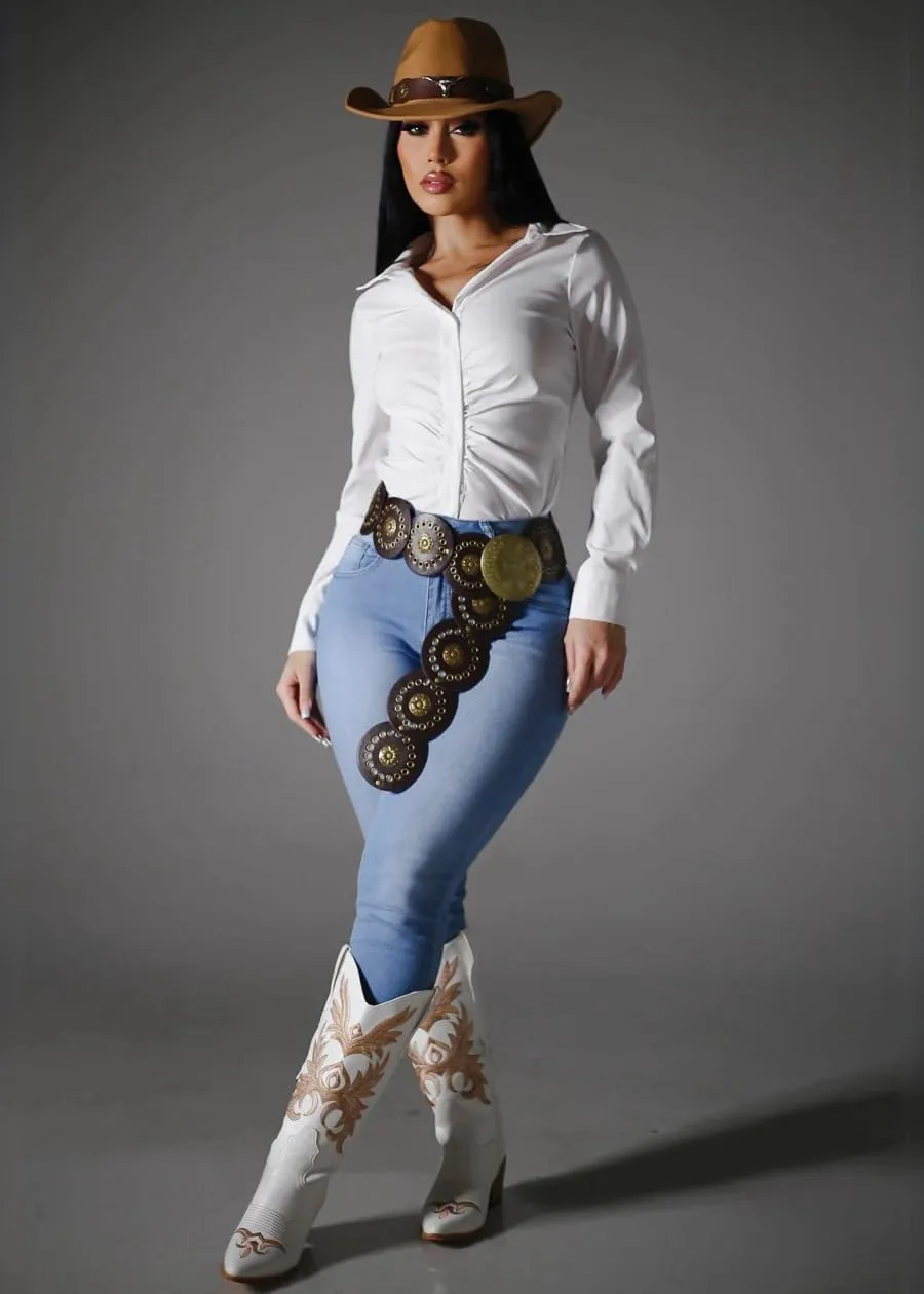 Women High Waist Back Pocket Embroidery Design Skinny Jeans with 4 Button Front, Stretch Denim Pants